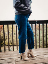 Load image into Gallery viewer, MONICA CROPPED WIDE LEG JEANS